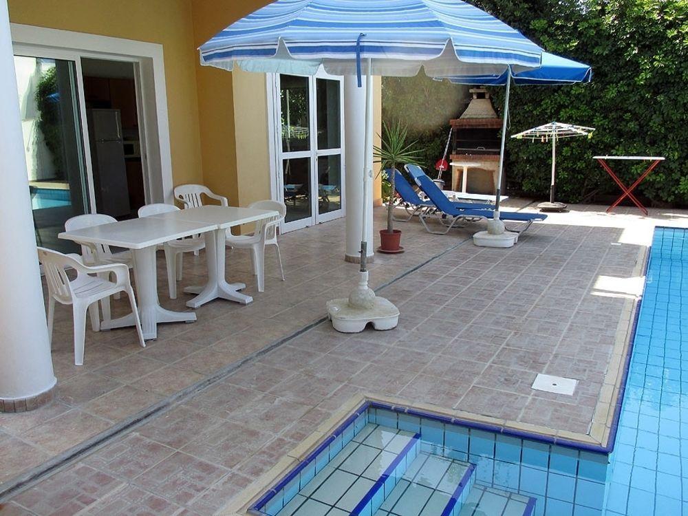 Rododafni Villas Klorakas Bagian luar foto