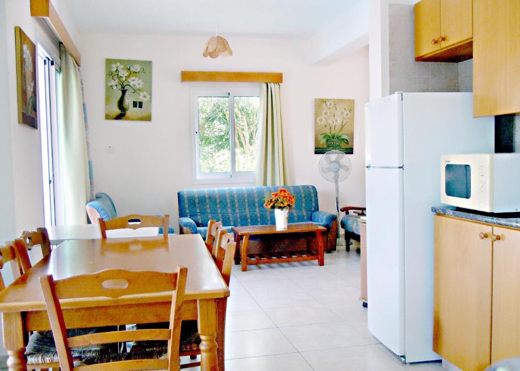 Rododafni Villas Klorakas Ruang foto