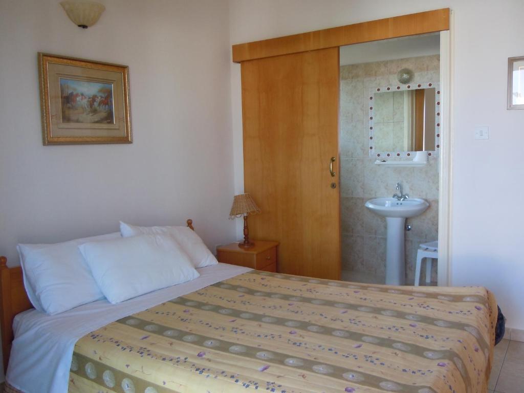Rododafni Villas Klorakas Ruang foto